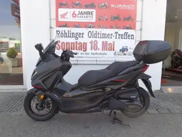 HONDA FORZA 350 (1/7)