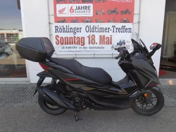 HONDA FORZA 350 (4/7)