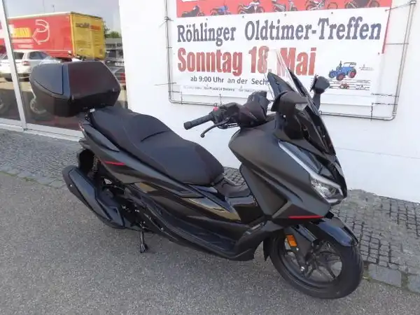 HONDA FORZA 350 (6/7)