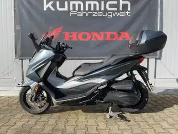 HONDA FORZA 350 (1/7)