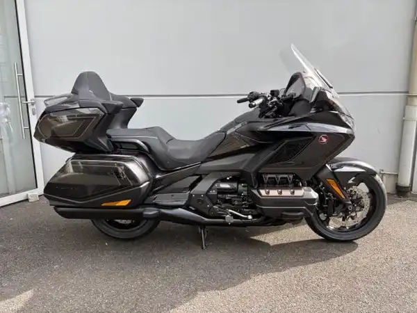 HONDA GL1800 (3/8)