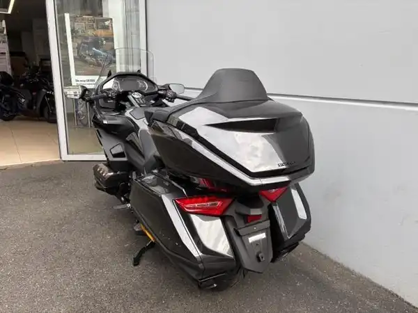 HONDA GL1800 (5/8)