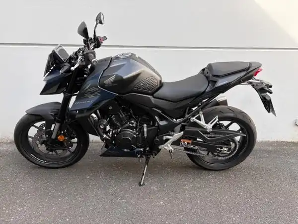 HONDA HORNET (1/6)