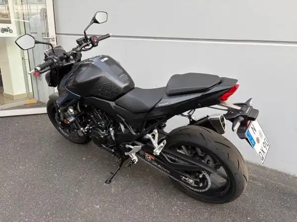 HONDA HORNET (4/6)