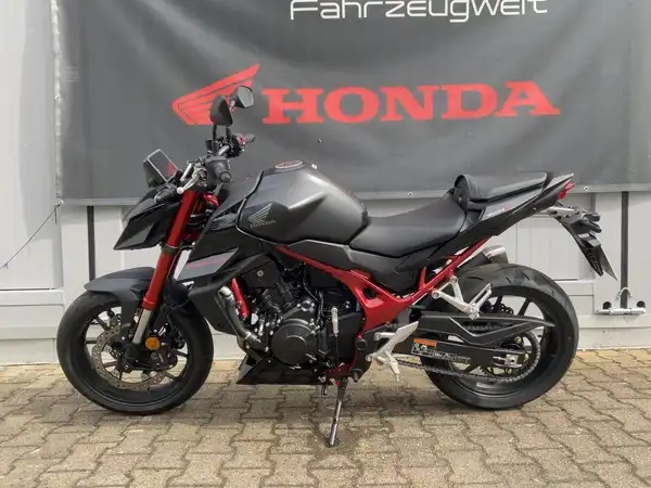 HONDA HORNET (1/7)