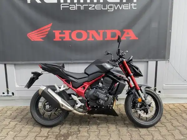 HONDA HORNET (4/7)