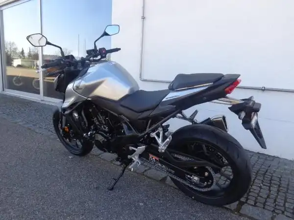 HONDA HORNET (3/7)