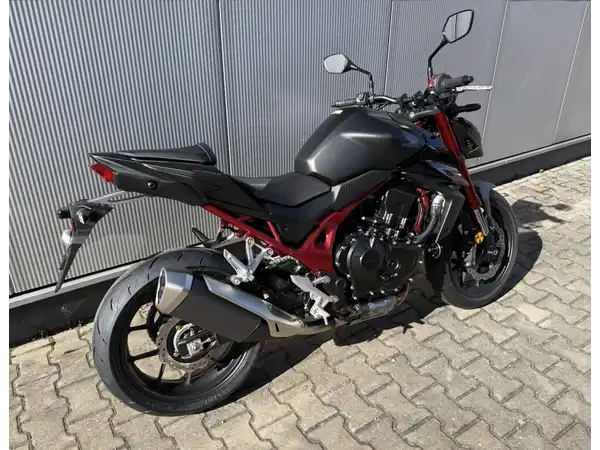 HONDA HORNET (6/7)