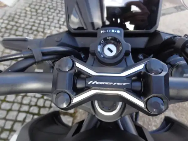 HONDA HORNET (10/12)