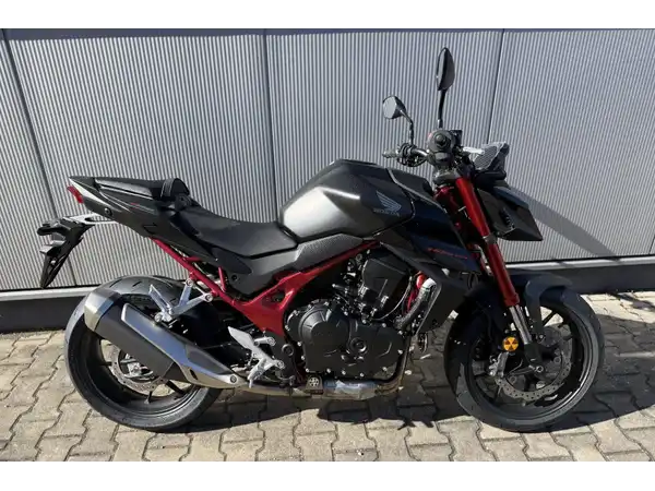HONDA HORNET (4/7)