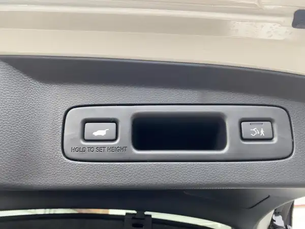 HONDA HR-V (14/15)