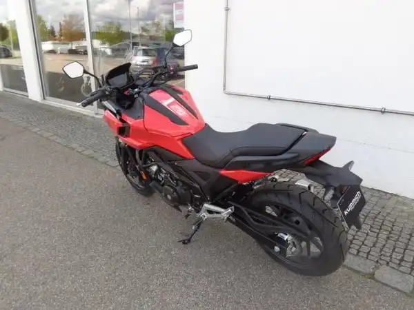 HONDA NC750X (3/7)
