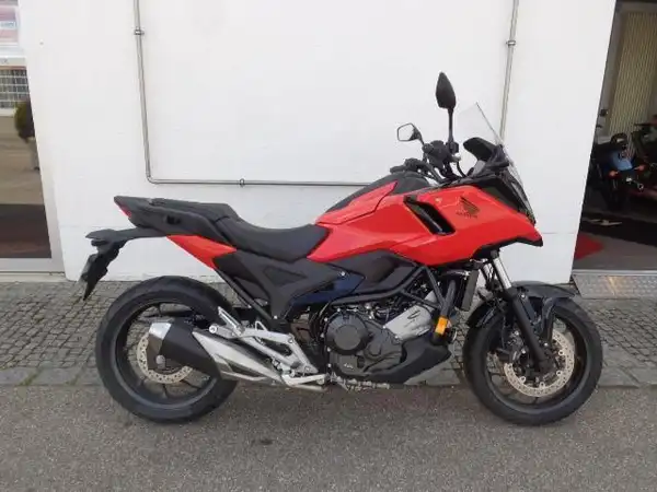 HONDA NC750X (4/7)
