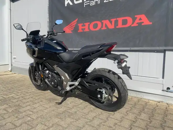 HONDA NC750X (3/7)