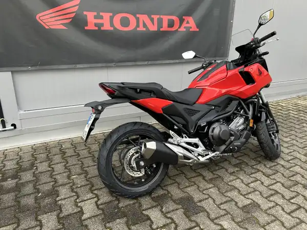 HONDA NC750X (6/7)