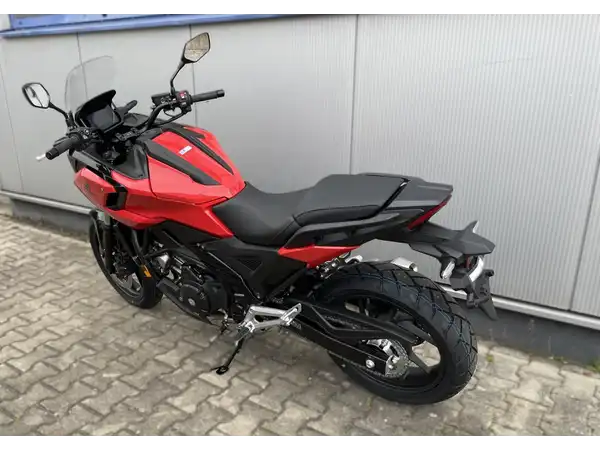 HONDA NC750X (3/7)