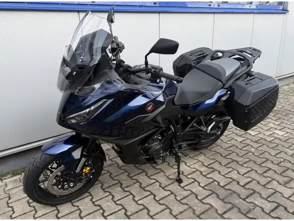 HONDA NT1100 (2/7)