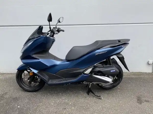 HONDA PCX (1/5)