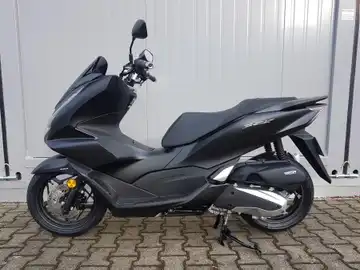 HONDA PCX (1/7)