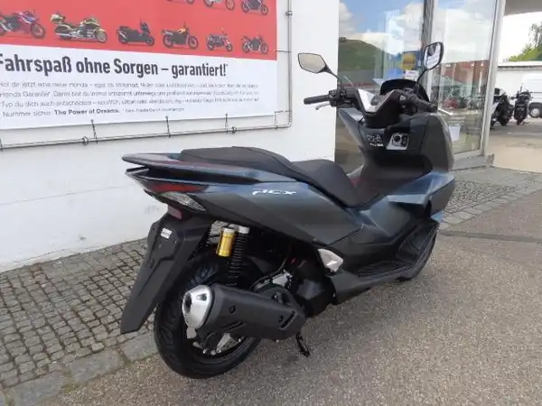HONDA PCX (5/7)