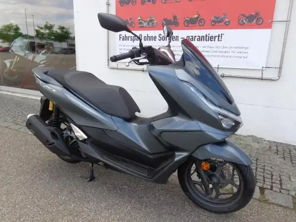 HONDA PCX (6/7)