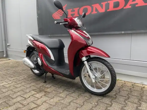 HONDA SH125i (6/7)