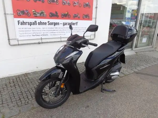 HONDA SH125i (2/7)