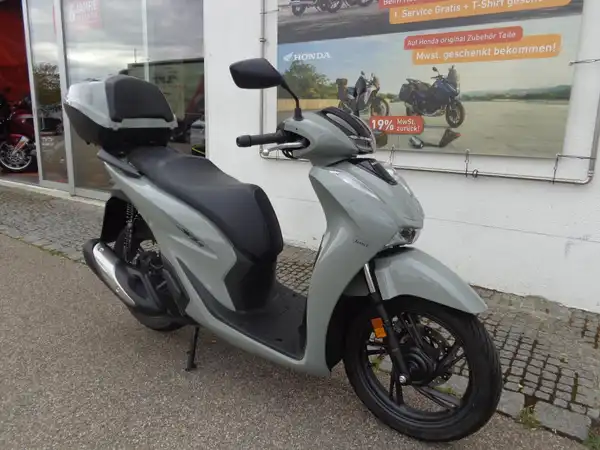 HONDA SH125i (6/7)