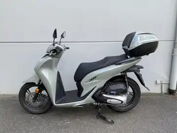 HONDA SH125i (1/5)