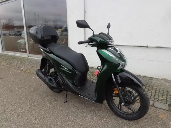 HONDA SH125i (6/7)