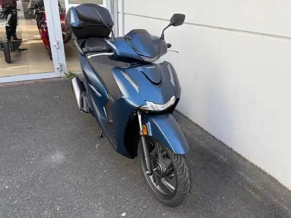 HONDA SH150i (5/6)