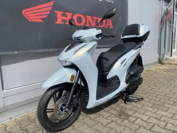 HONDA SH350i (2/6)