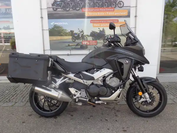 HONDA VFR800X Crossrunner (4/13)