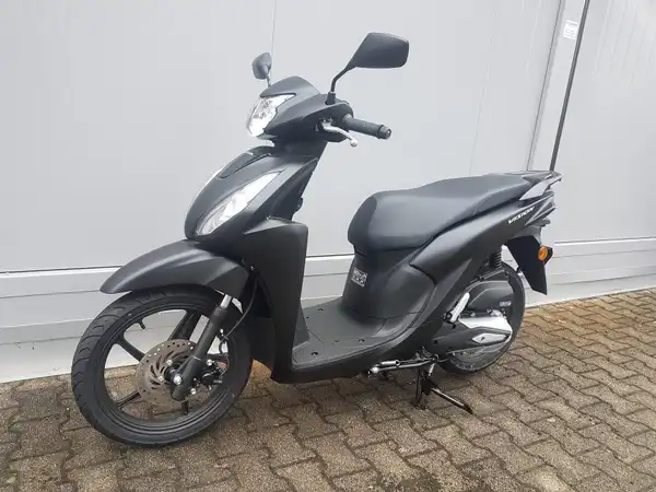 HONDA VISION 110 (2/7)