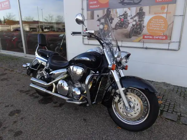 HONDA VTX 1300 (6/9)