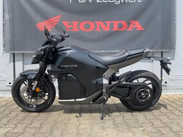 HONDA WN7 (1/7)