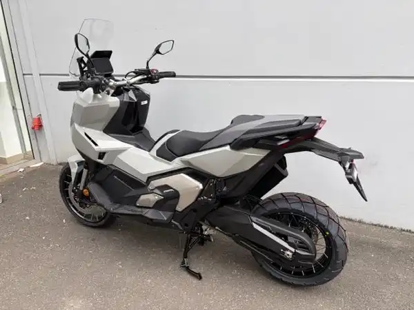 HONDA X-ADV (5/7)