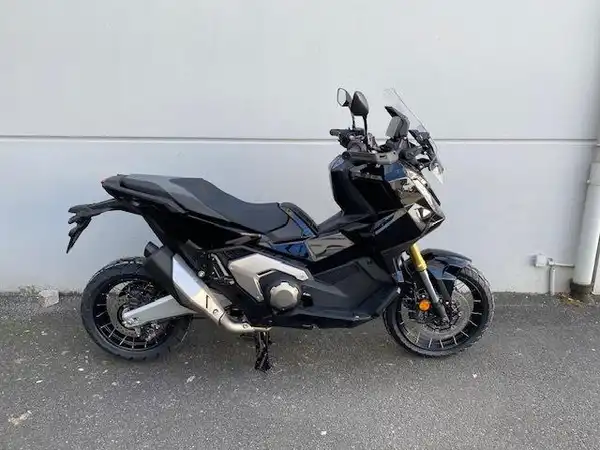 HONDA X-ADV (3/6)