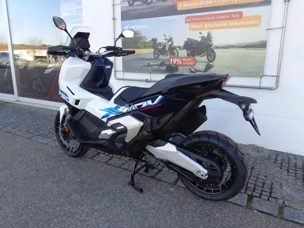 HONDA X-ADV (3/8)