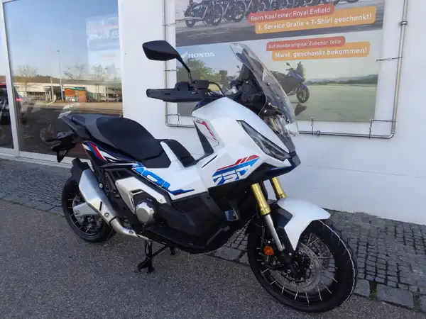 HONDA X-ADV (6/8)