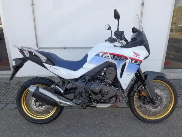 HONDA XL750 (4/7)