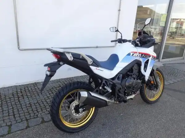 HONDA XL750 (5/7)
