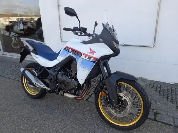 HONDA XL750 (6/7)