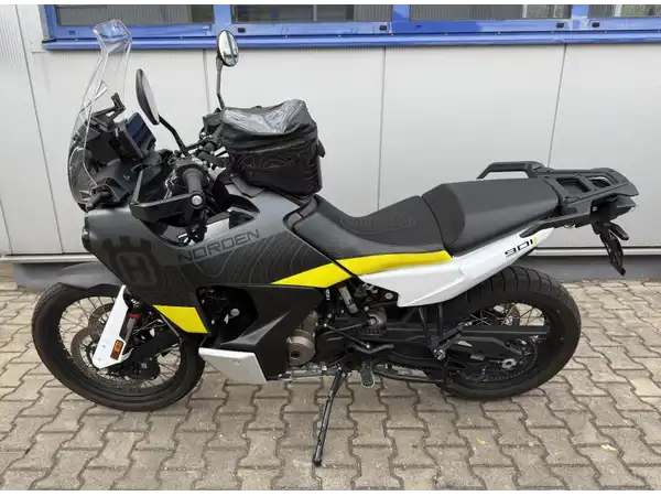 HUSQVARNA NORDEN 901 (1/7)