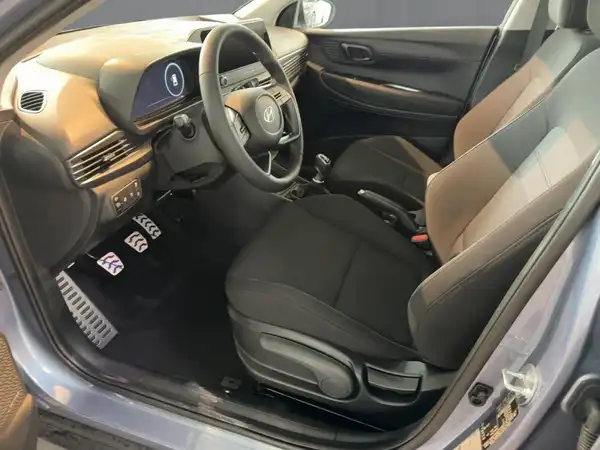 HYUNDAI BAYON TREND (9/11)