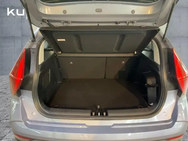 HYUNDAI BAYON TREND (10/11)