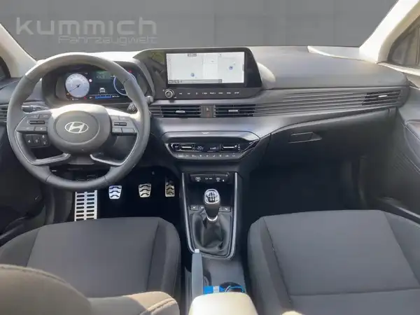 HYUNDAI BAYON TREND (8/15)