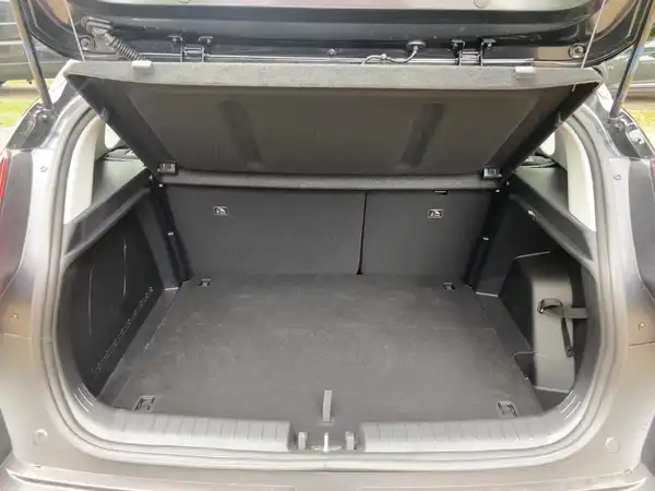 HYUNDAI BAYON TREND (13/15)