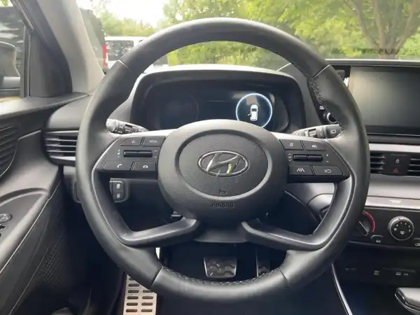 HYUNDAI BAYON TREND (9/15)