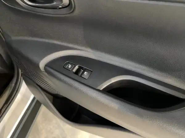 HYUNDAI BAYON PRIME (14/15)